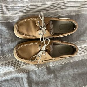 Sperry boat shoes
